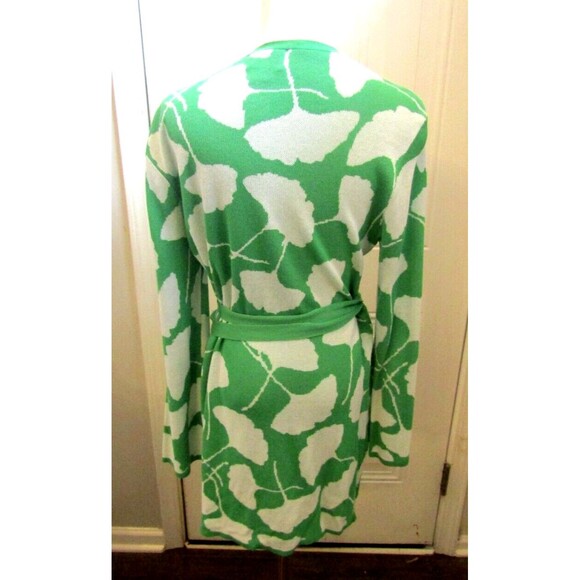 Diane Von Furstenberg Sweater Wrap Mini Dress Green Floral Long Sleeve Size L - Picture 4 of 8